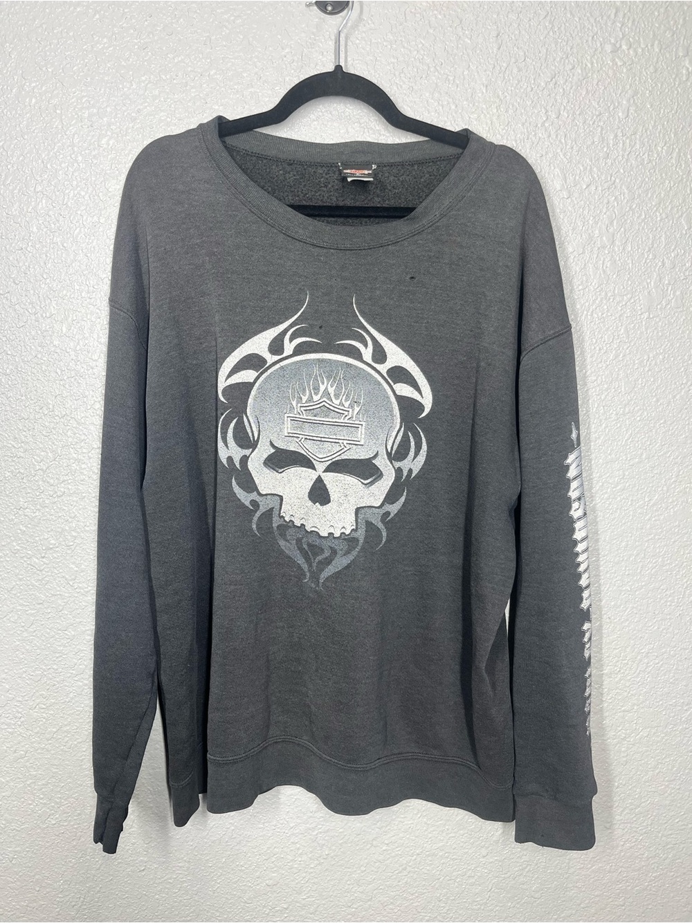 Vintage Y2K Harley Davidson Skull Zooks Gray Crewneck Sweatshirt